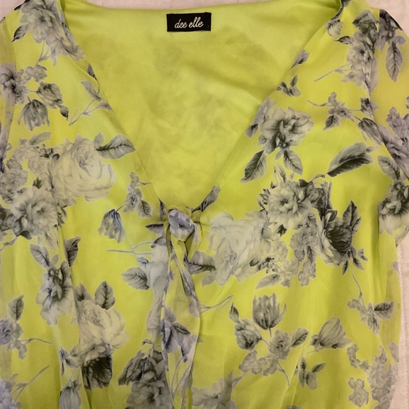 Dee Elle Romper | Lime Green | Floral | Long Sleeve | M - Picture 5 of 8